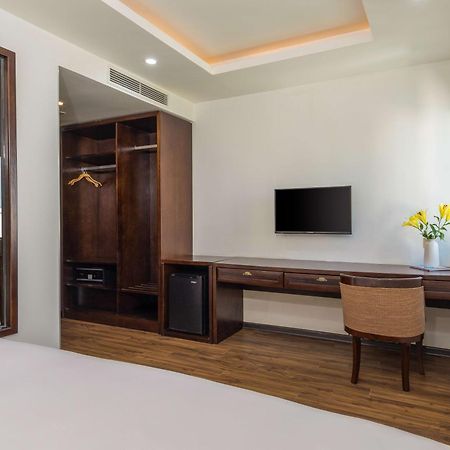 Palazzo Luxury Hotel Da Nang Buitenkant foto