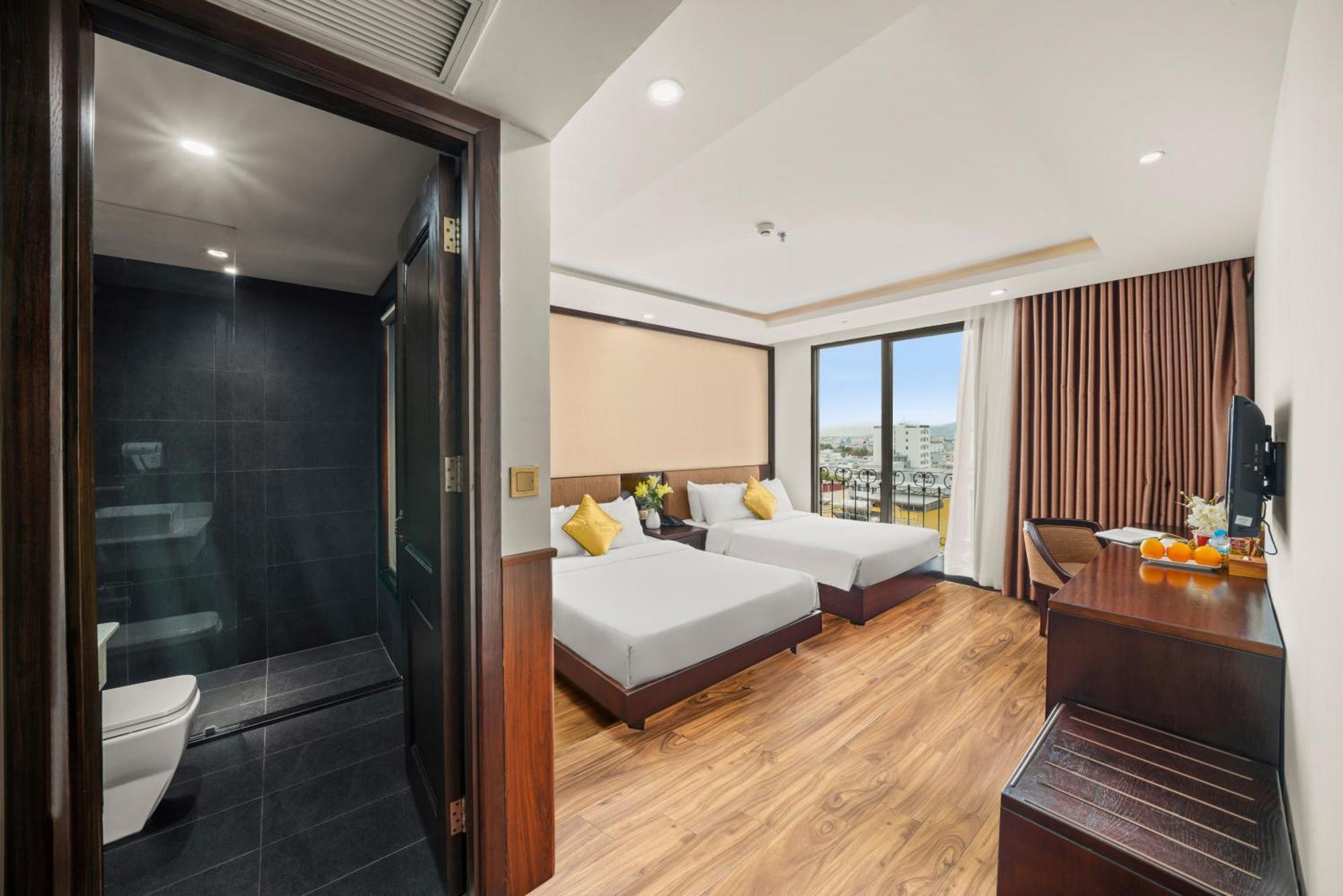 Palazzo Luxury Hotel Da Nang Buitenkant foto